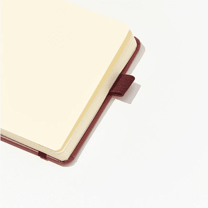 Скетчбук "Sketchmarker", 12х12 см, 140 г/м2, 80 листов, красный винтаж - 6