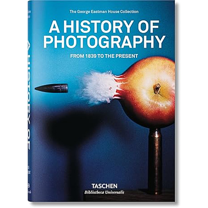 Книга "A History of Photography - From 1839 to the Present", ( английский язык),Therese Mulligan, David Wooters