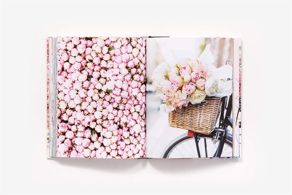 Книга на английском языке "Paris in Bloom", Lane G. - 5